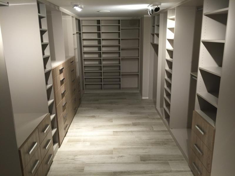 Custom cabinetry by Unique Custom Cabinet, Miami — photo 3